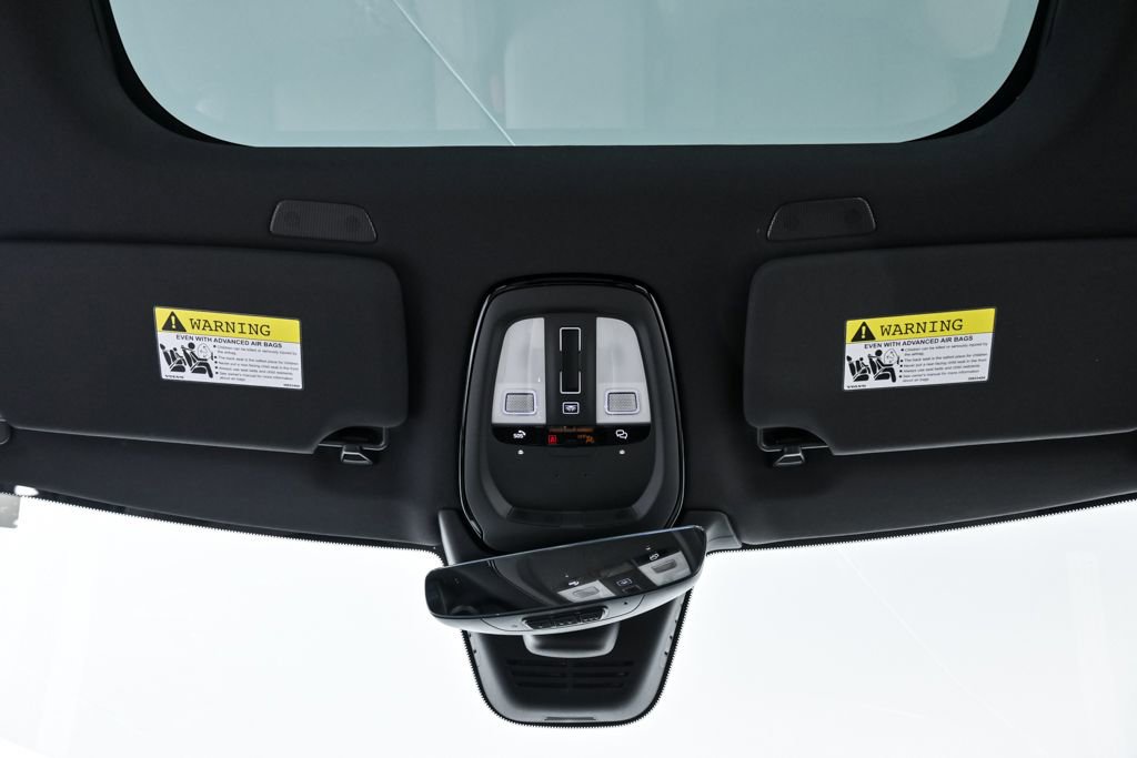 Certified 2026 Volvo XC90 B6 Plus w/ Protection Package Premier image 23