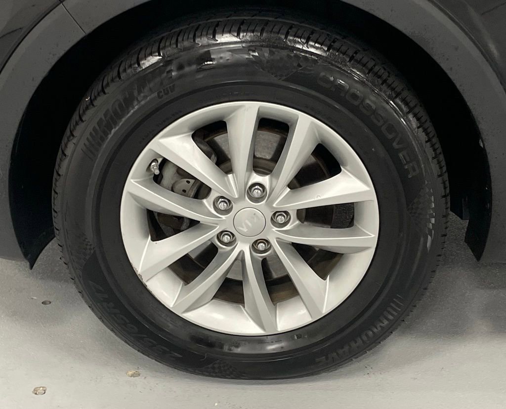 Used 2016 Kia Sorento LX image 8