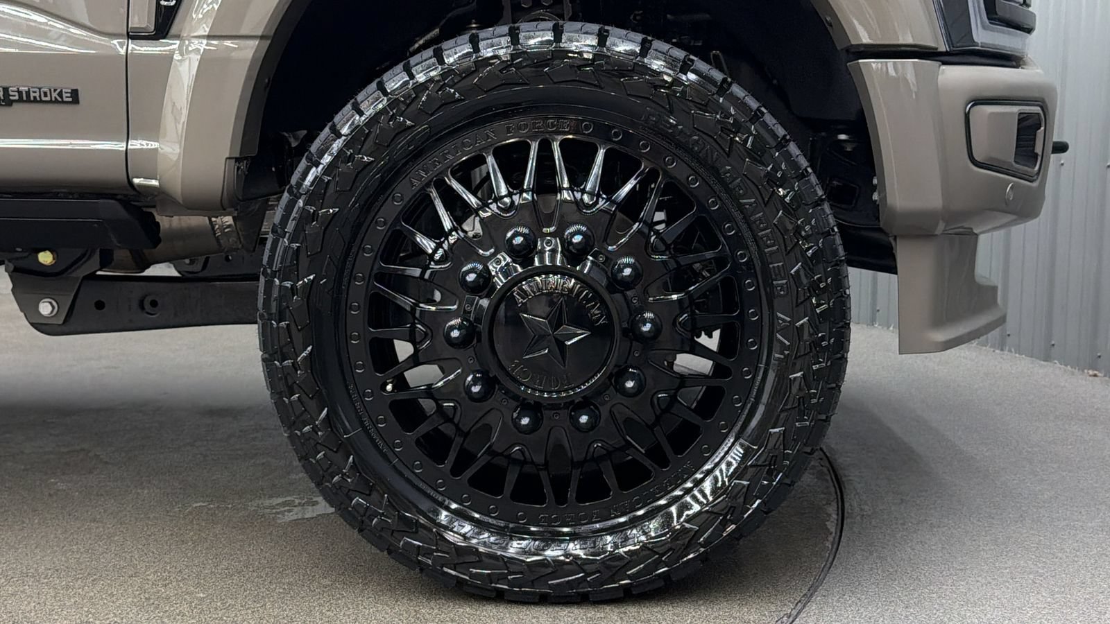 Used 2026 Ford F450 Platinum w/ Platinum Plus Package AWD/4WD image 9