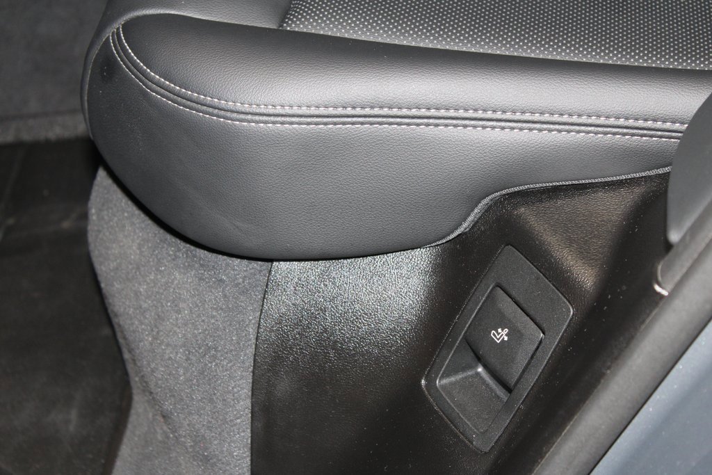 Used 2023 BMW X3 xDrive30i w/ Premium Package image 18