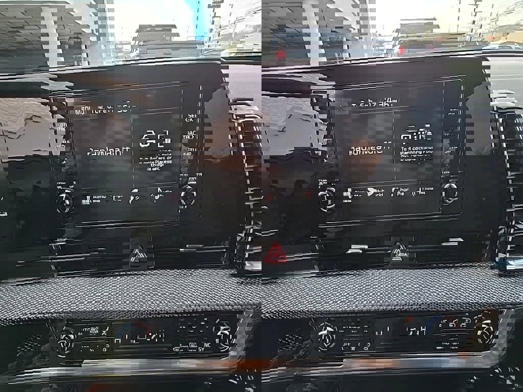 Used 2023 Kia Sportage LX image 16