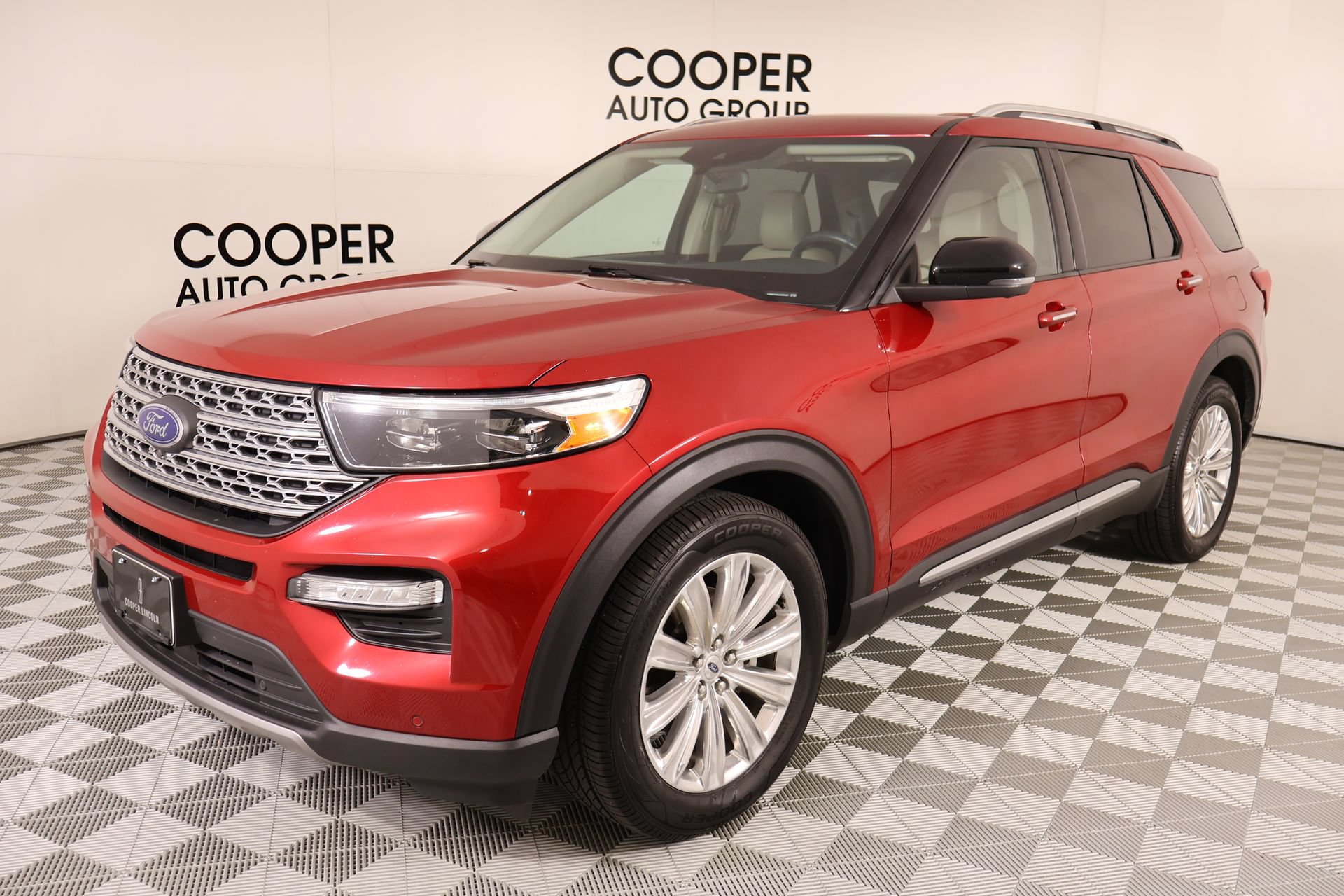 Used 2020 Ford Explorer Limited RWD image 11