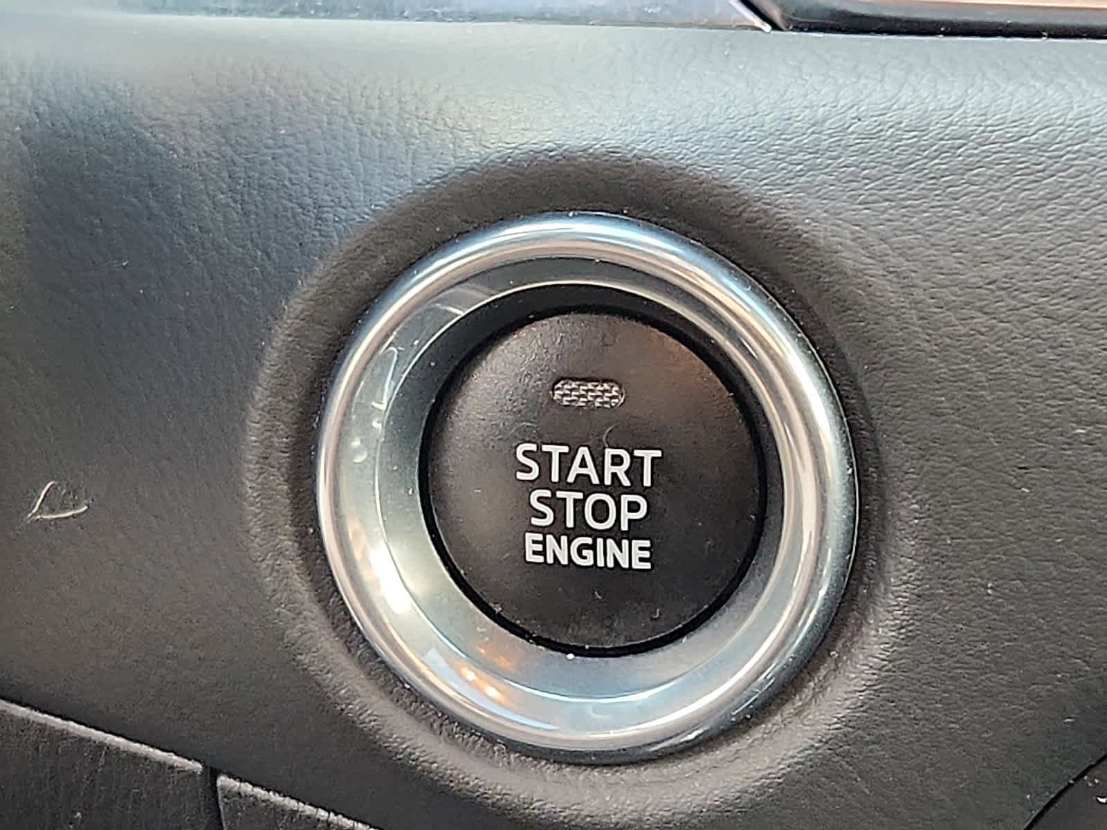 Used 2025 MAZDA CX-5 Carbon Edition image 24