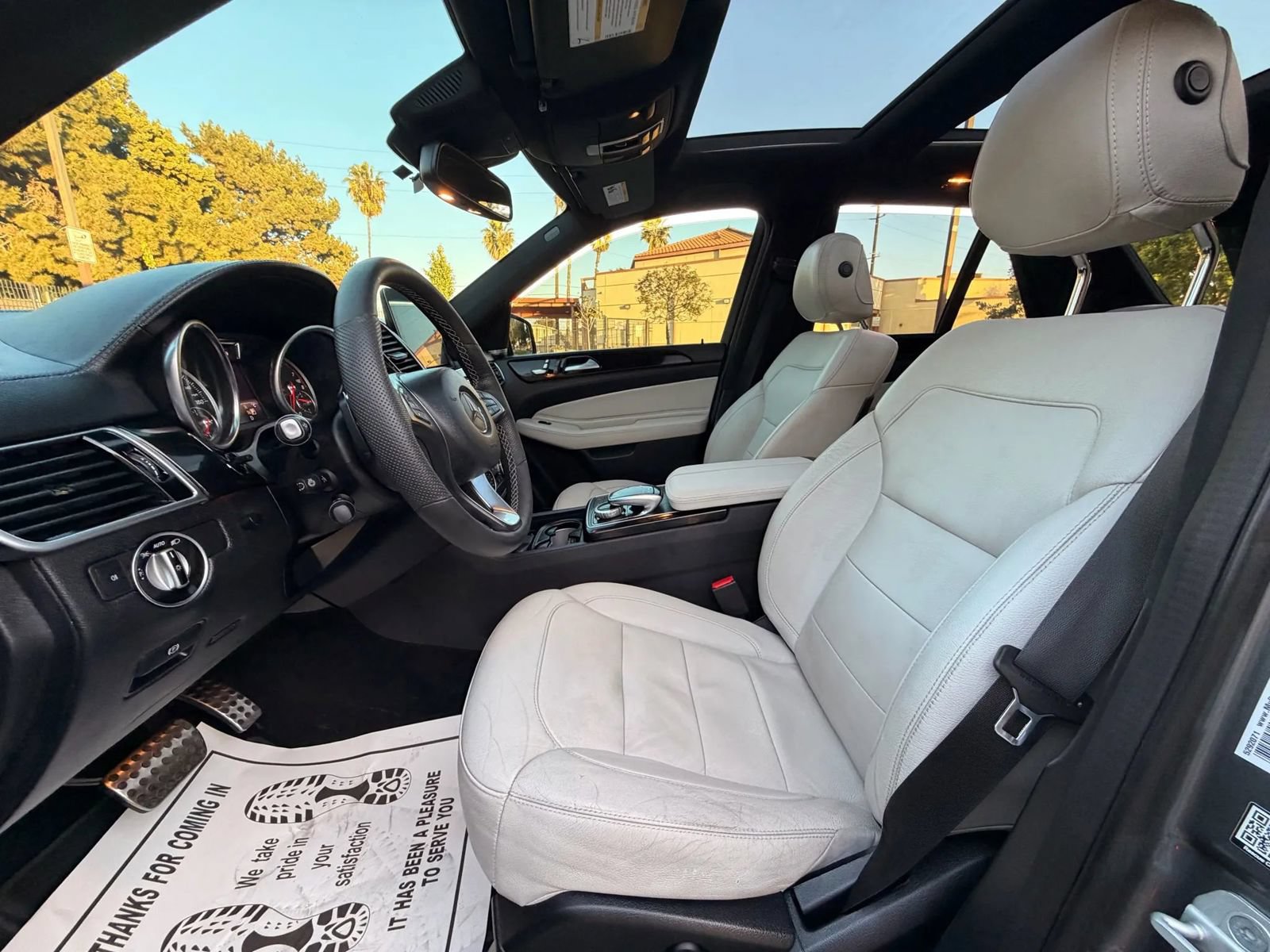 Used 2017 Mercedes-Benz GLE 400 4MATIC image 32