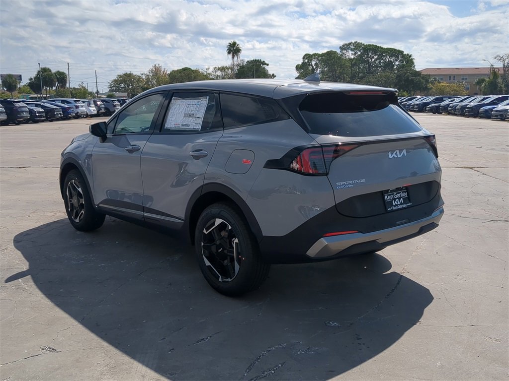 New 2026 Kia Sportage S image 6