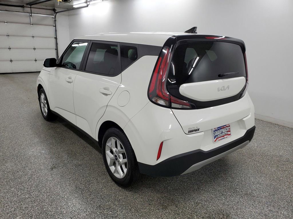 Used 2024 Kia Soul LX w/ Option Group 015 image 7