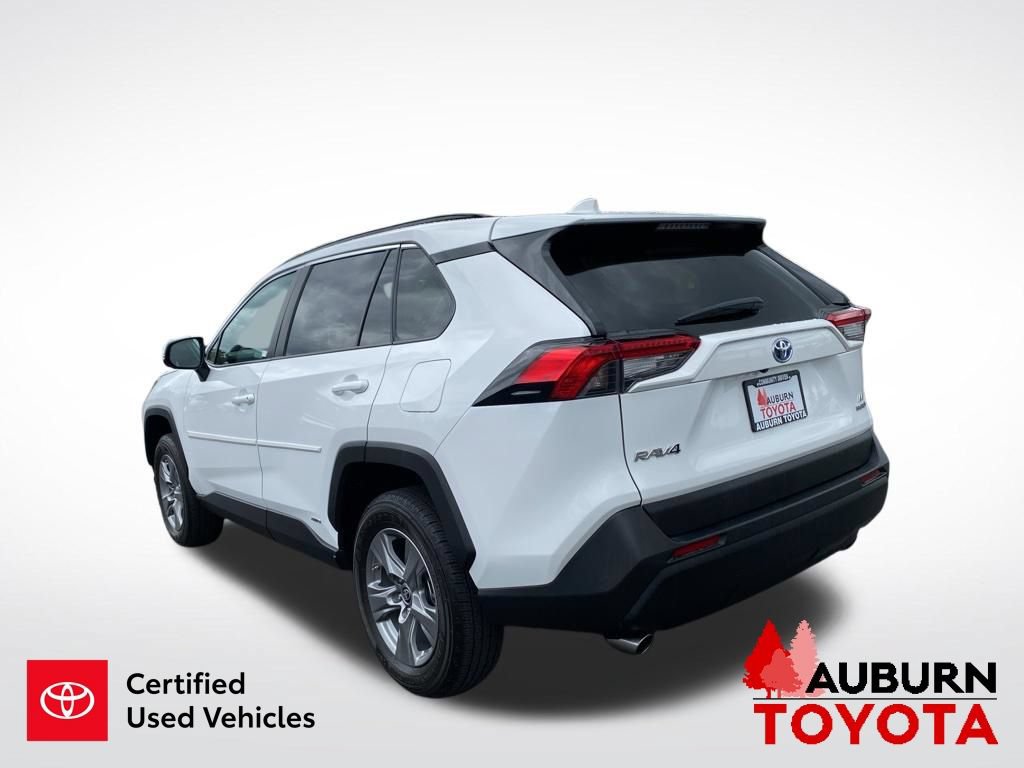 Certified 2024 Toyota RAV4 LE AWD/4WD image 3
