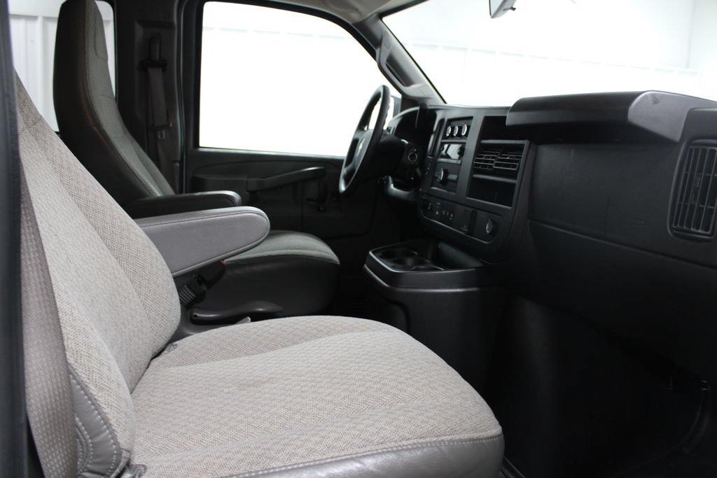 Used 2023 Chevrolet Express 3500 LS RWD image 19