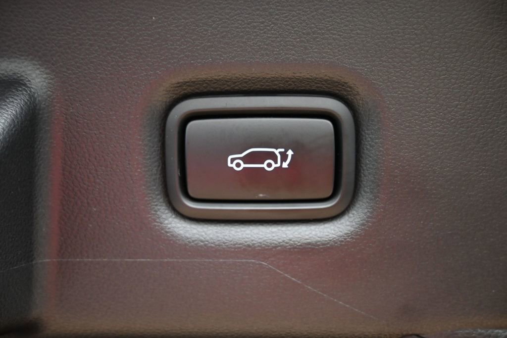 Used 2025 Hyundai Ioniq 5 SEL RWD image 16