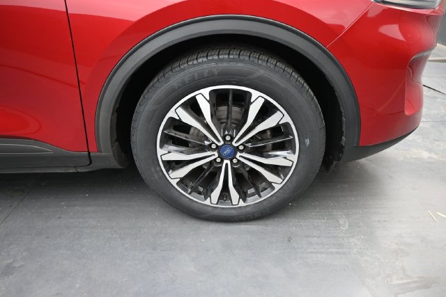 Used 2022 Ford Escape SE w/ SE Sport Appearance Package FWD image 41