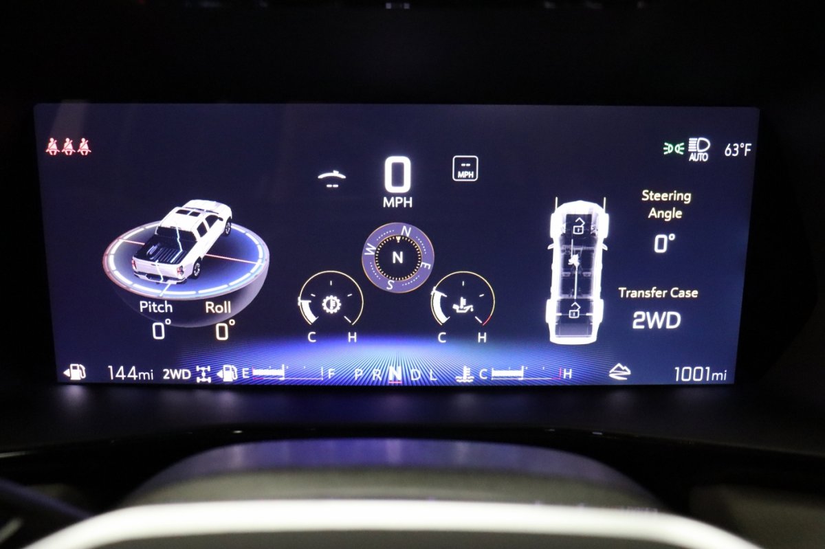 Used 2025 Chevrolet Colorado ZR2 w/ ZR2 Bison Edition image 33