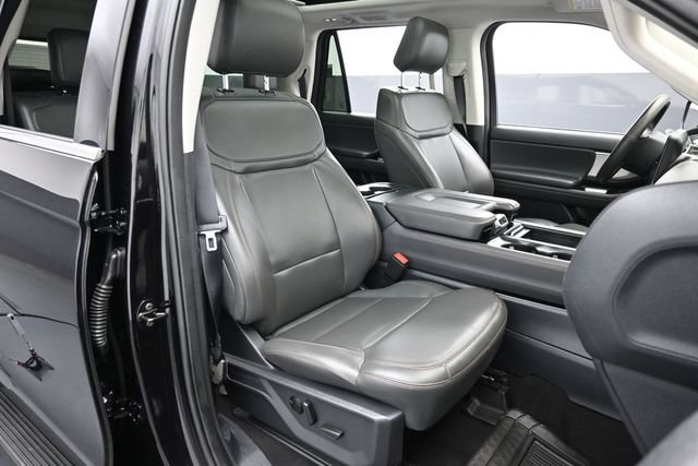 Certified 2025 Ford Expedition Max Active RWD image 35