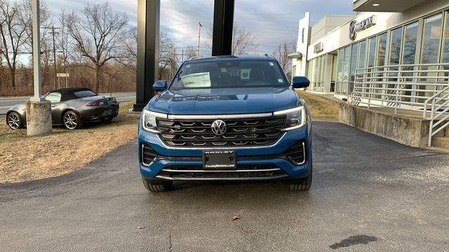 New 2025 Volkswagen Atlas Cross Sport SEL Premium R-Line image 2