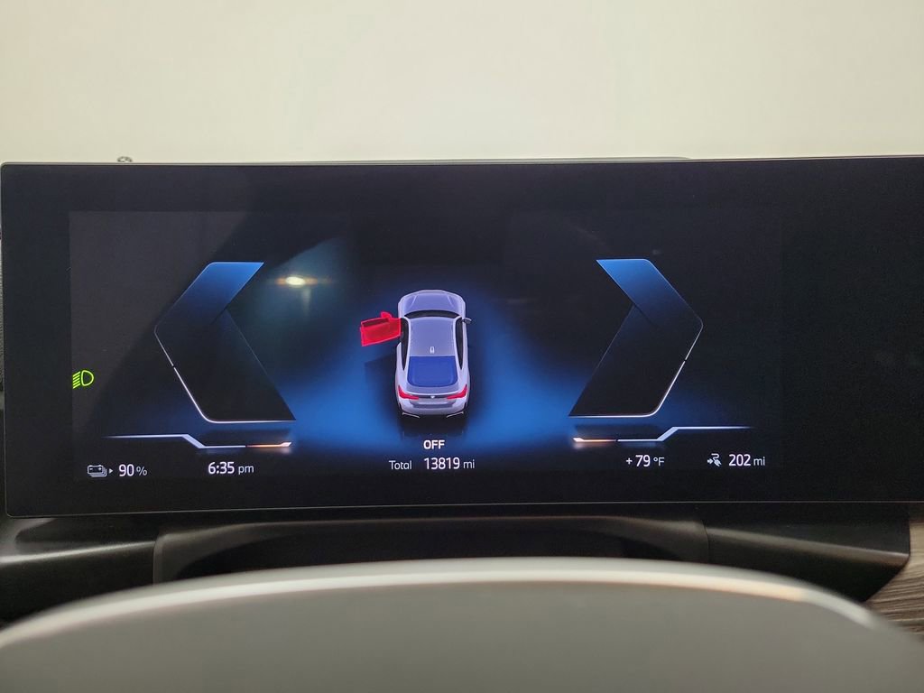 Used 2025 BMW i4 eDrive40 image 27