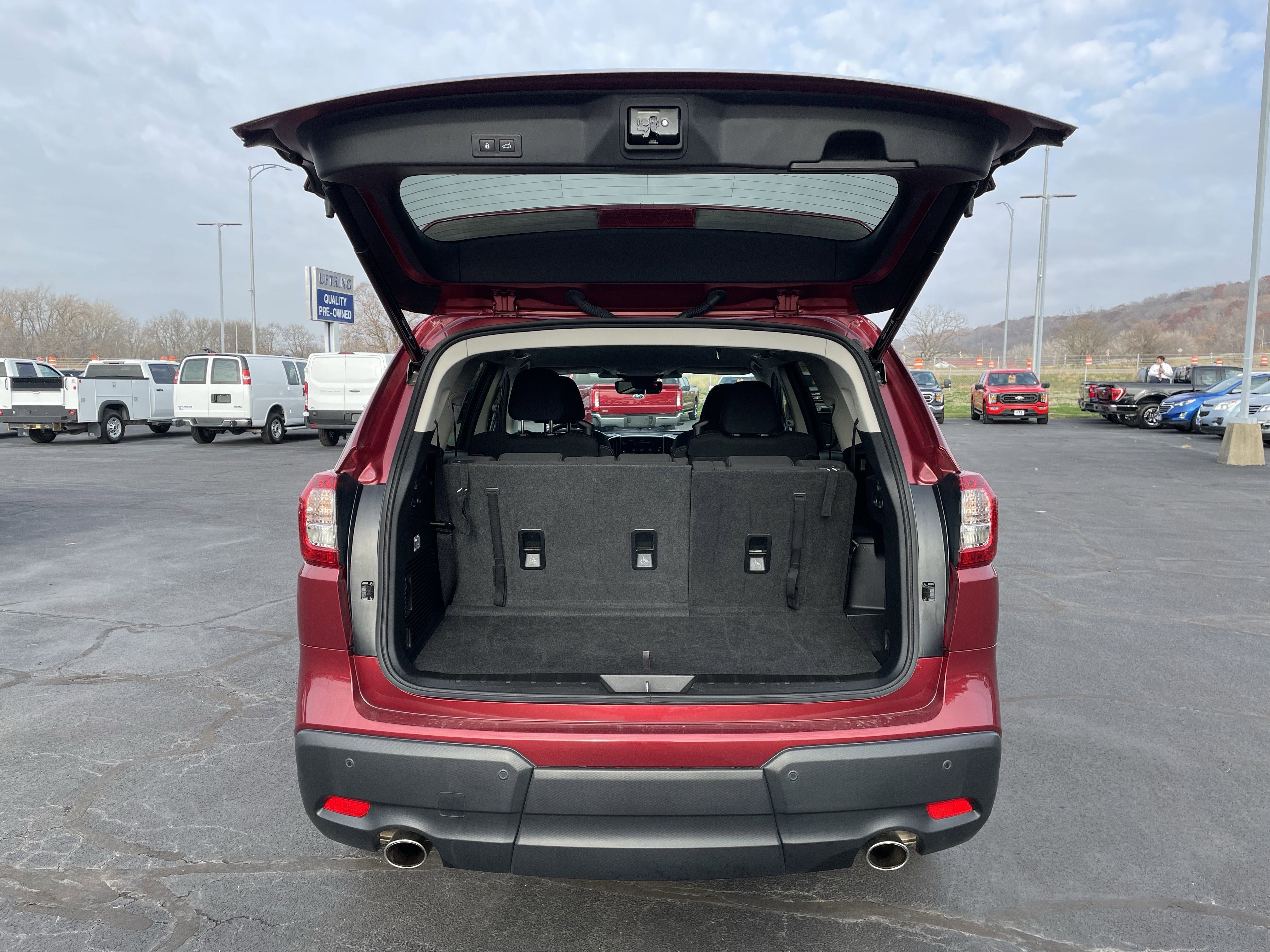 Used 2024 Subaru Ascent Premium w/ Convenience Package image 5