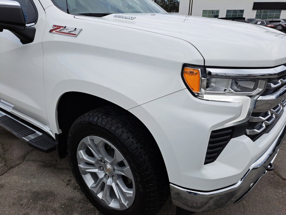 Certified 2025 Chevrolet Silverado 1500 LTZ w/ LTZ Premium Package image 16