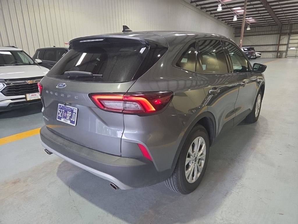 Used 2025 Ford Escape Active FWD image 9