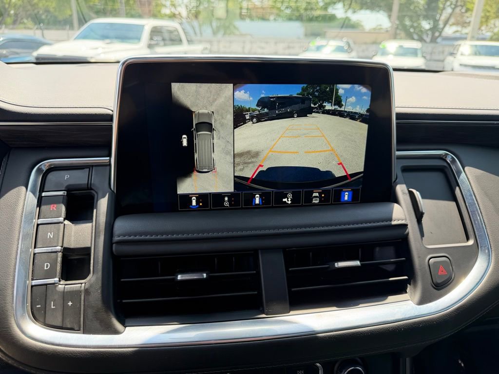 Used 2024 Chevrolet Tahoe Z71 w/ Luxury Package image 25