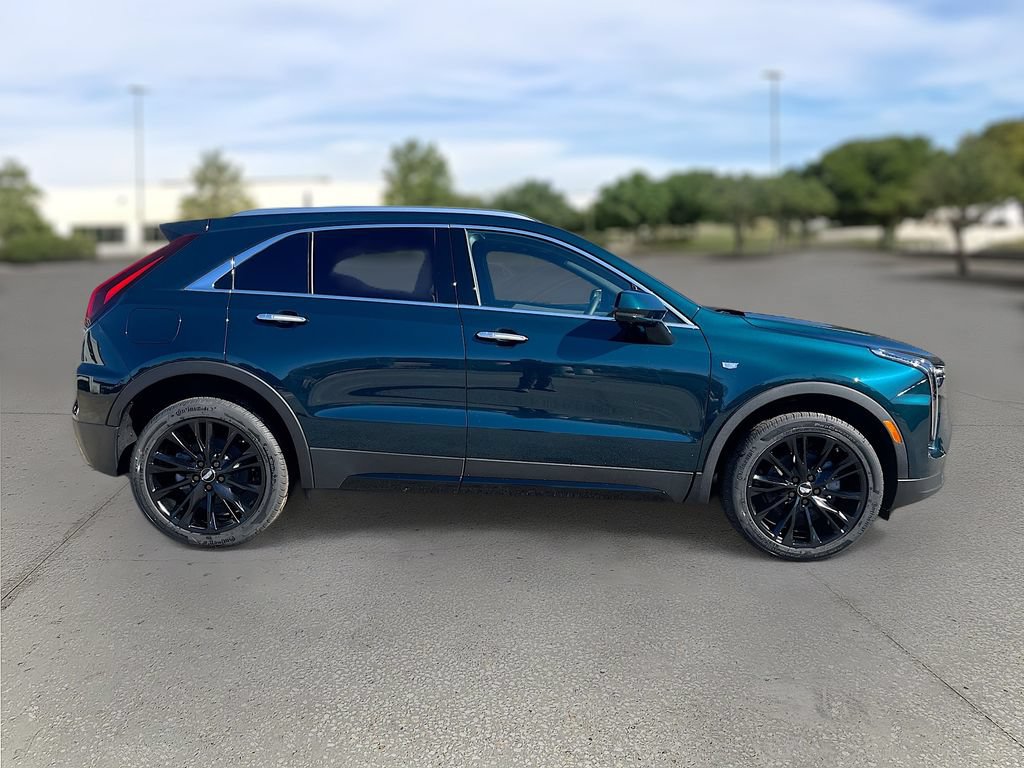 Certified 2025 Cadillac XT4 Premium Luxury w/ LPO, ONYX Package AWD/4WD image 7