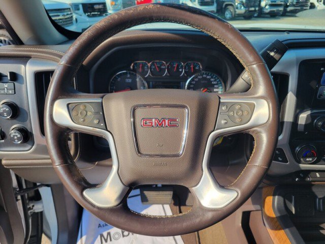 Used 2017 GMC Sierra 1500 SLT w/ SLT Premium Package AWD/4WD image 18