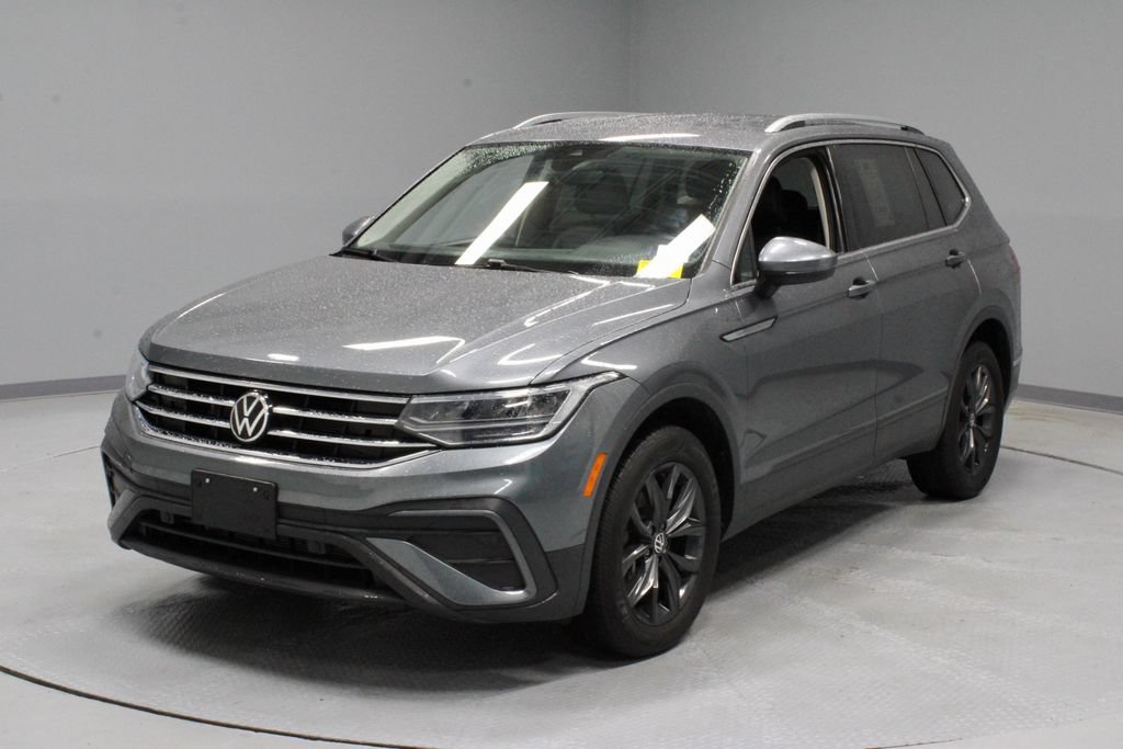 Used 2024 Volkswagen Tiguan SE FWD image 7