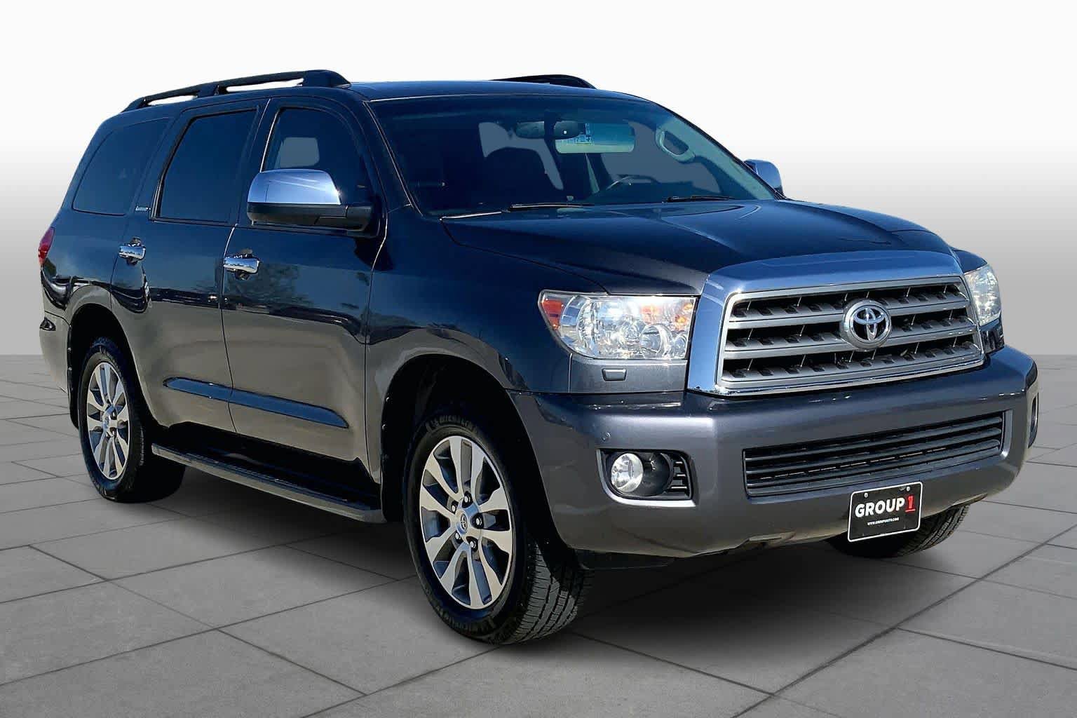 Used 2016 Toyota Sequoia Limited w/ Safety & Convenience Package image 3