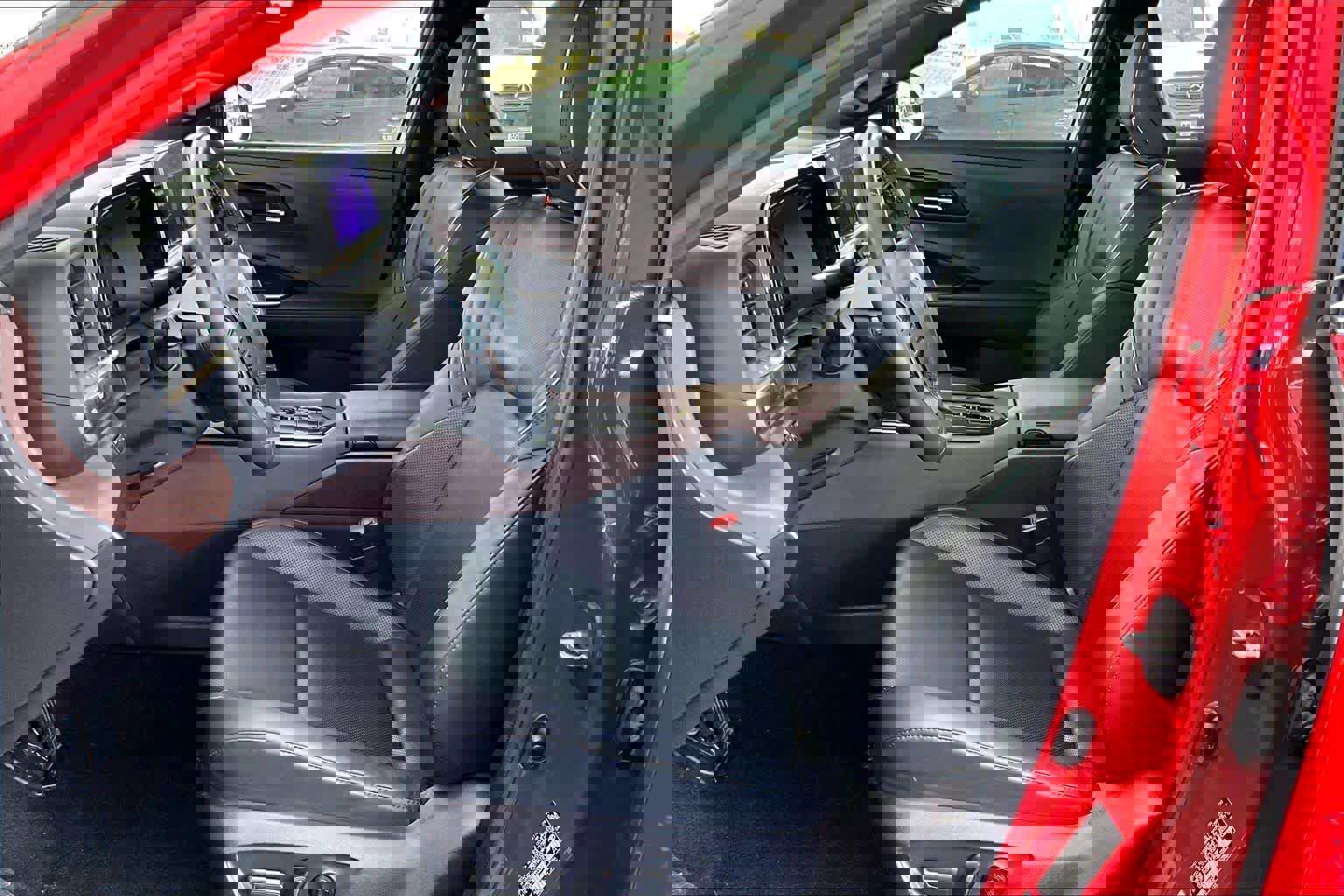 Used 2023 Toyota Crown Limited image 7