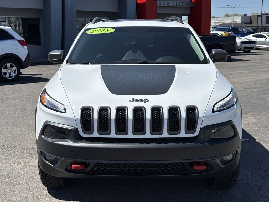 Used 2018 Jeep Cherokee Trailhawk w/ Comfort/Convenience Group image 16