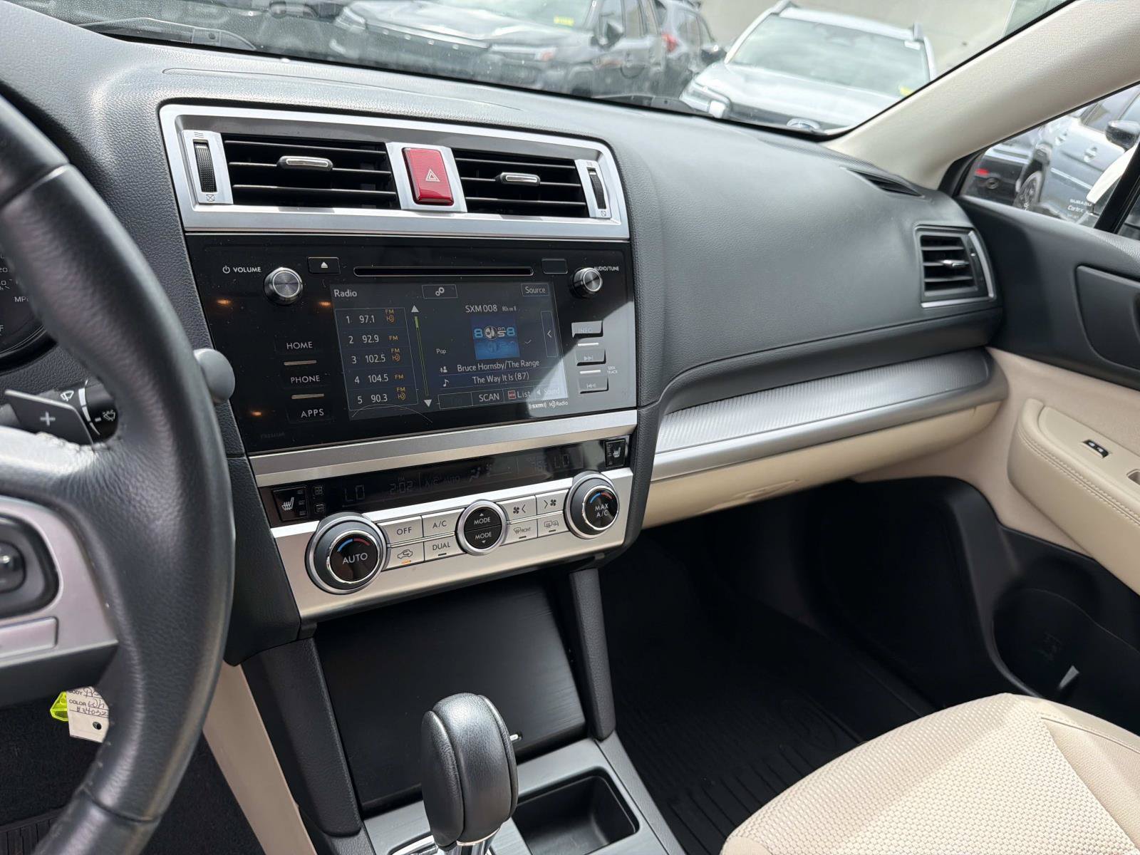 Used 2017 Subaru Outback 2.5i Premium AWD/4WD image 29