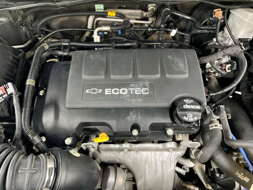 Used 2020 Chevrolet Sonic LT image 24