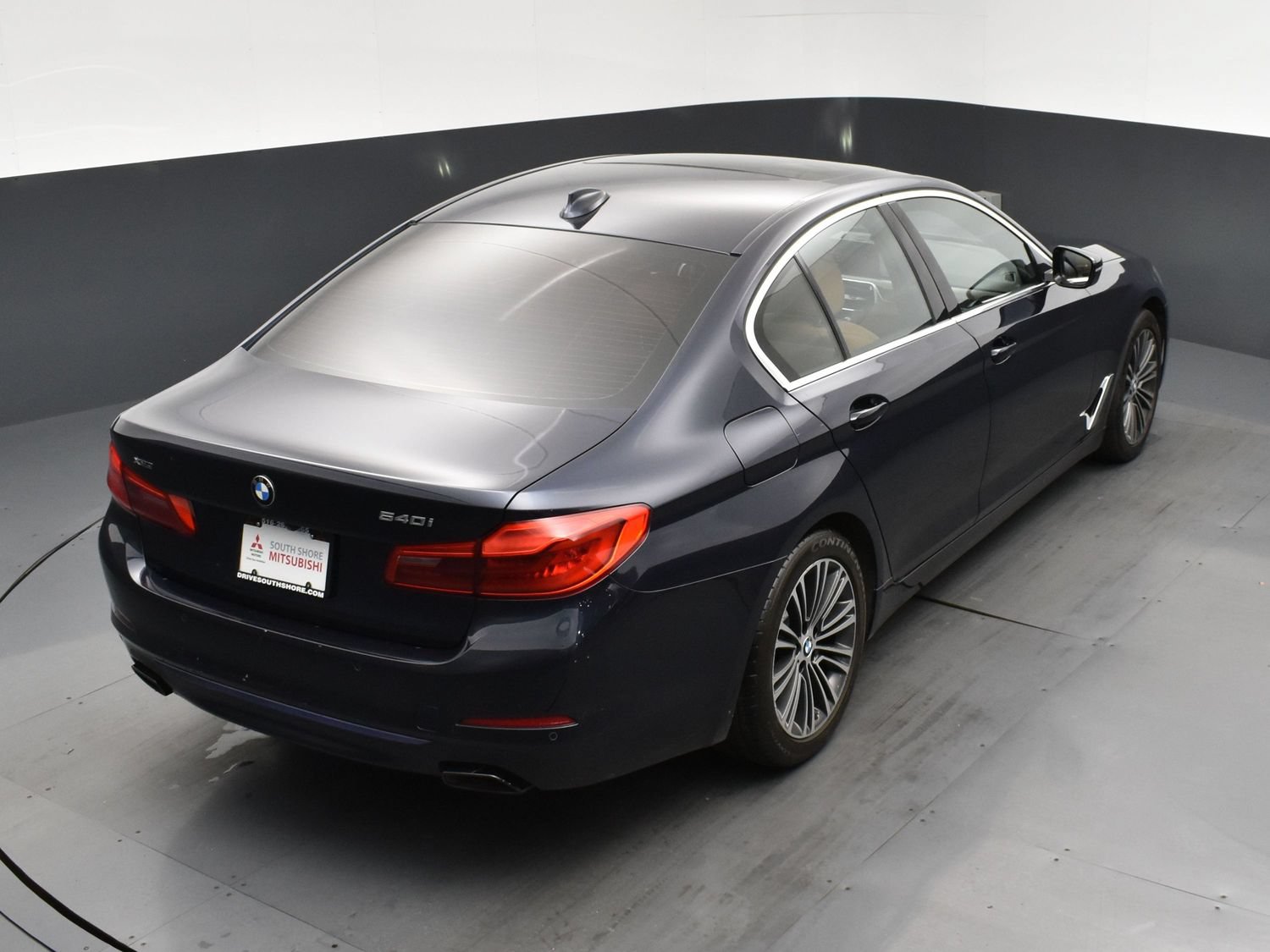 Used 2019 BMW 540i xDrive w/ Convenience Package AWD/4WD image 18