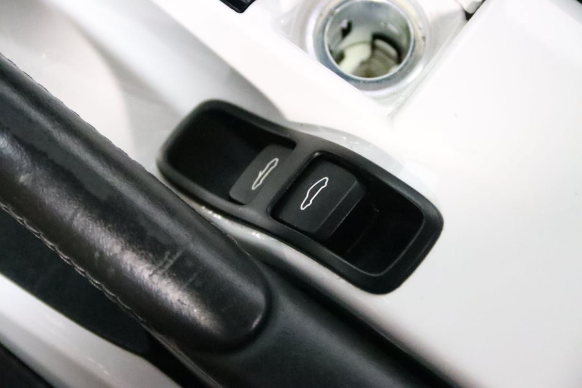 Used 2012 Porsche Boxster S RWD image 63