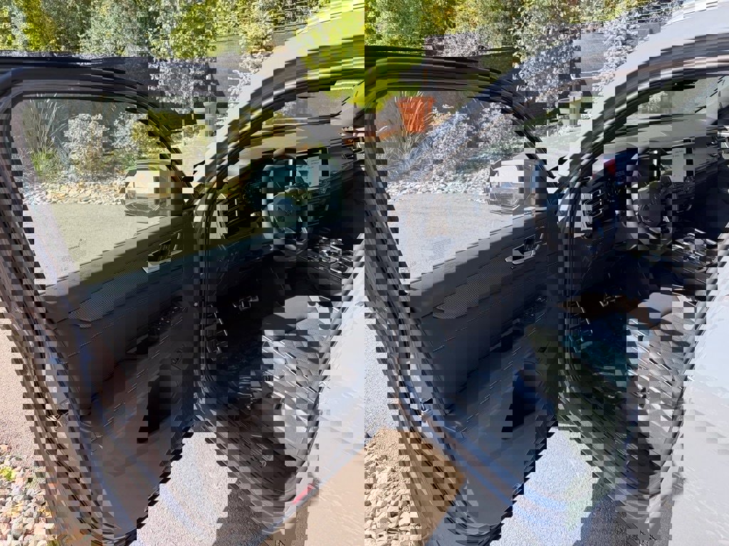 New 2026 Volkswagen Atlas Cross Sport SEL Premium R-Line image 23