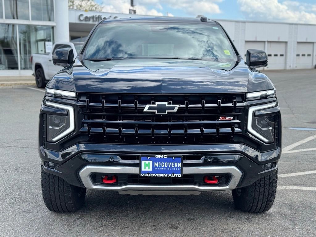 Used 2026 Chevrolet Suburban Z71 w/ Comfort Package AWD/4WD image 10