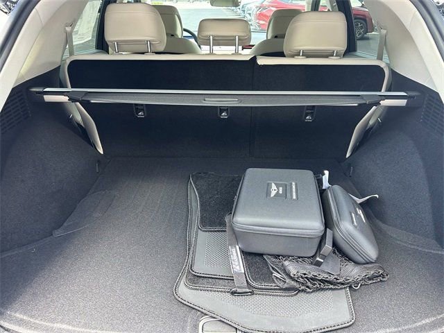 Used 2026 Genesis GV70 2.5T Select image 7