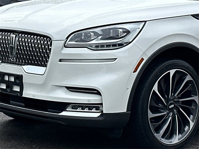 Used 2022 Lincoln Aviator Reserve w/ Equipment Group 201A image 2