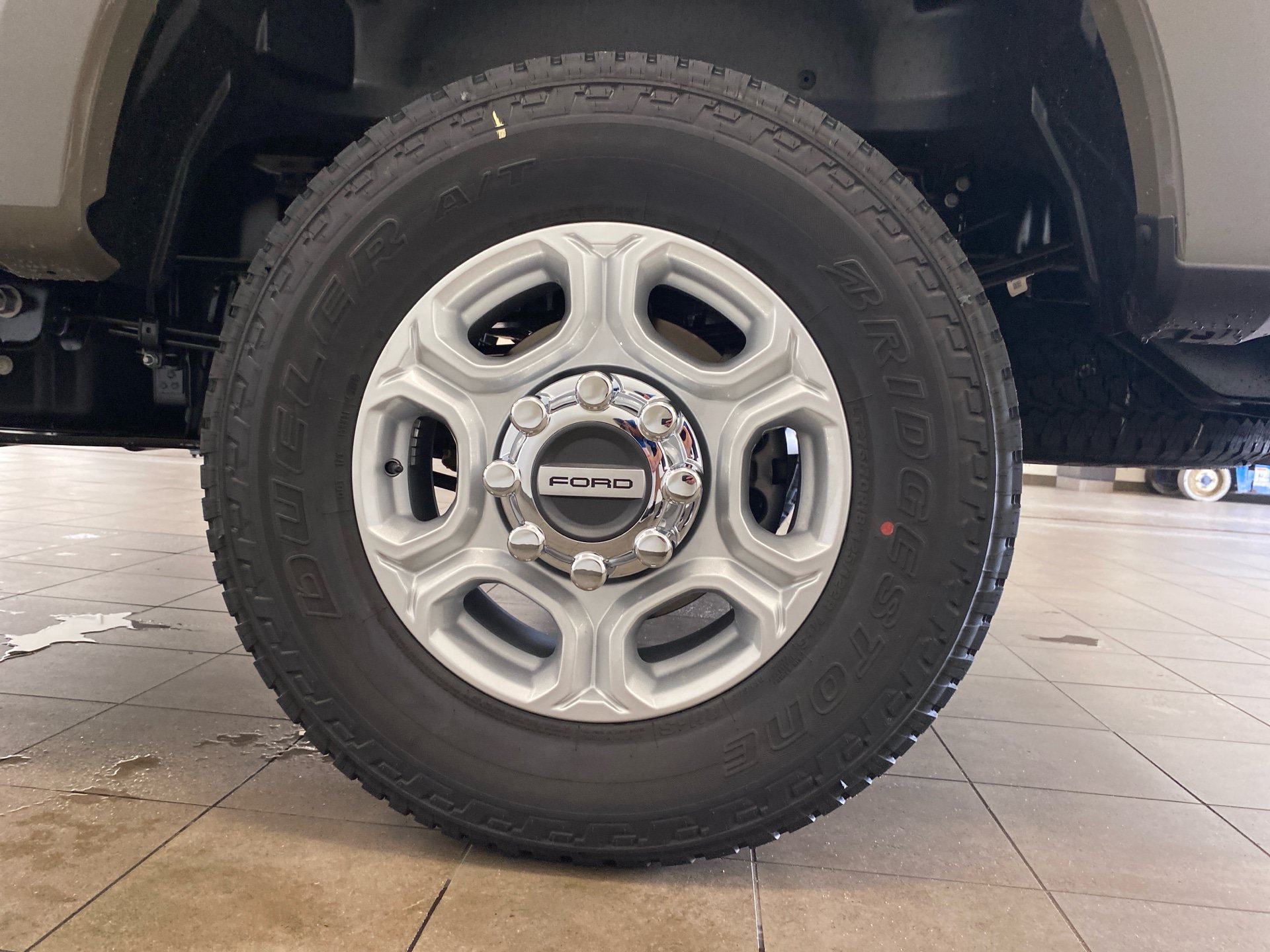 New 2026 Ford F250 XLT w/ FX4 Off-Road Package AWD/4WD image 17