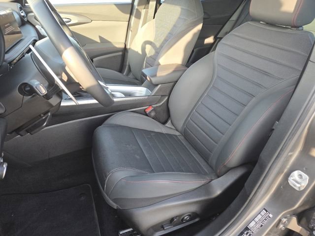 Used 2024 Dodge Hornet R/T w/ R/T Blacktop Package image 31