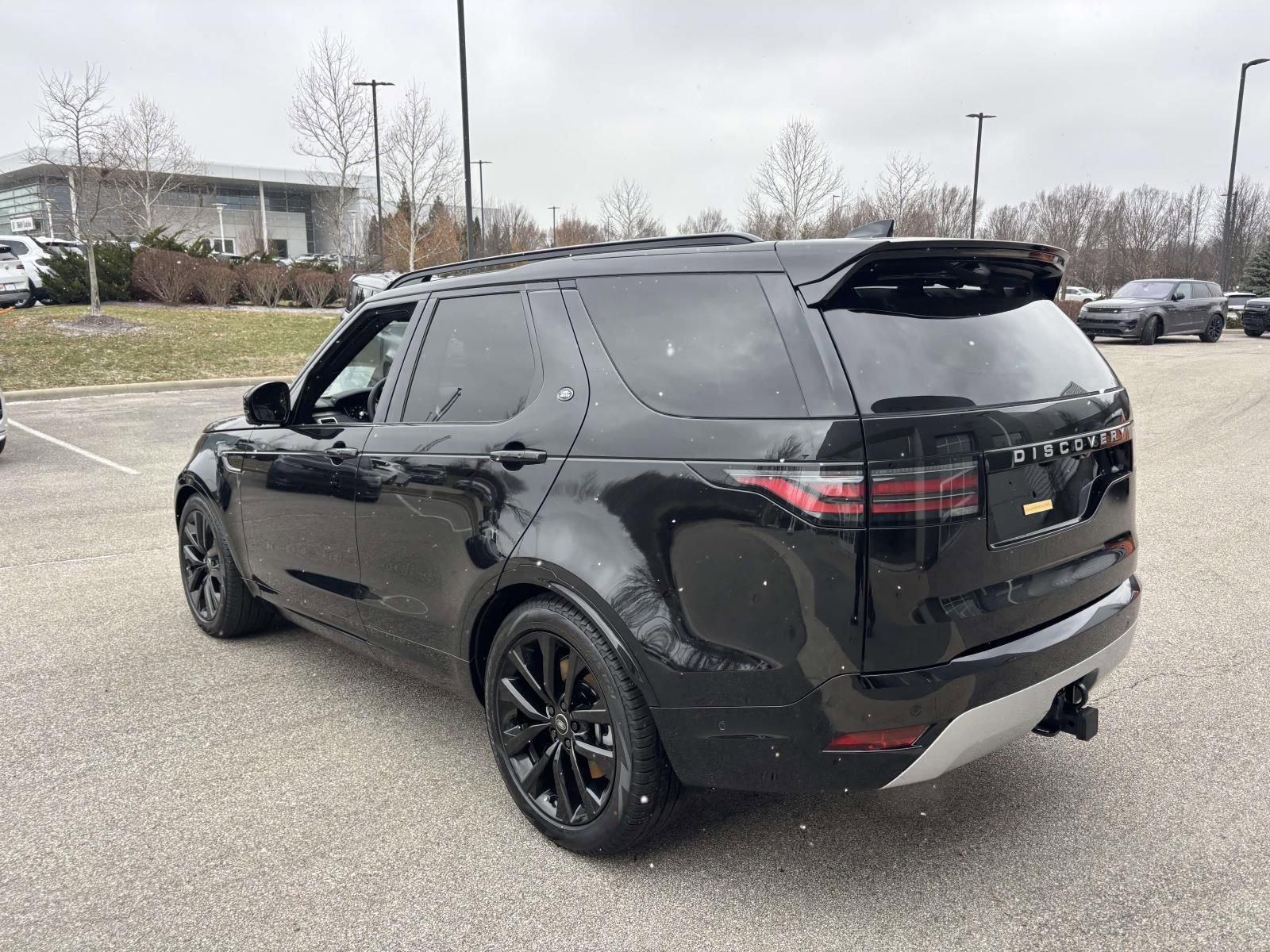 New 2026 Land Rover Discovery Limited Edition AWD/4WD image 7