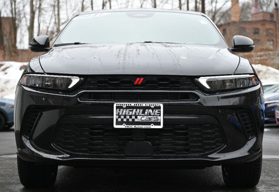 Used 2024 Dodge Hornet R/T w/ R/T Blacktop Package image 8