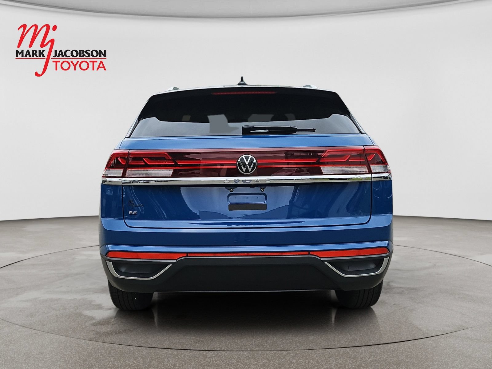 Used 2025 Volkswagen Atlas Cross Sport SE FWD image 10