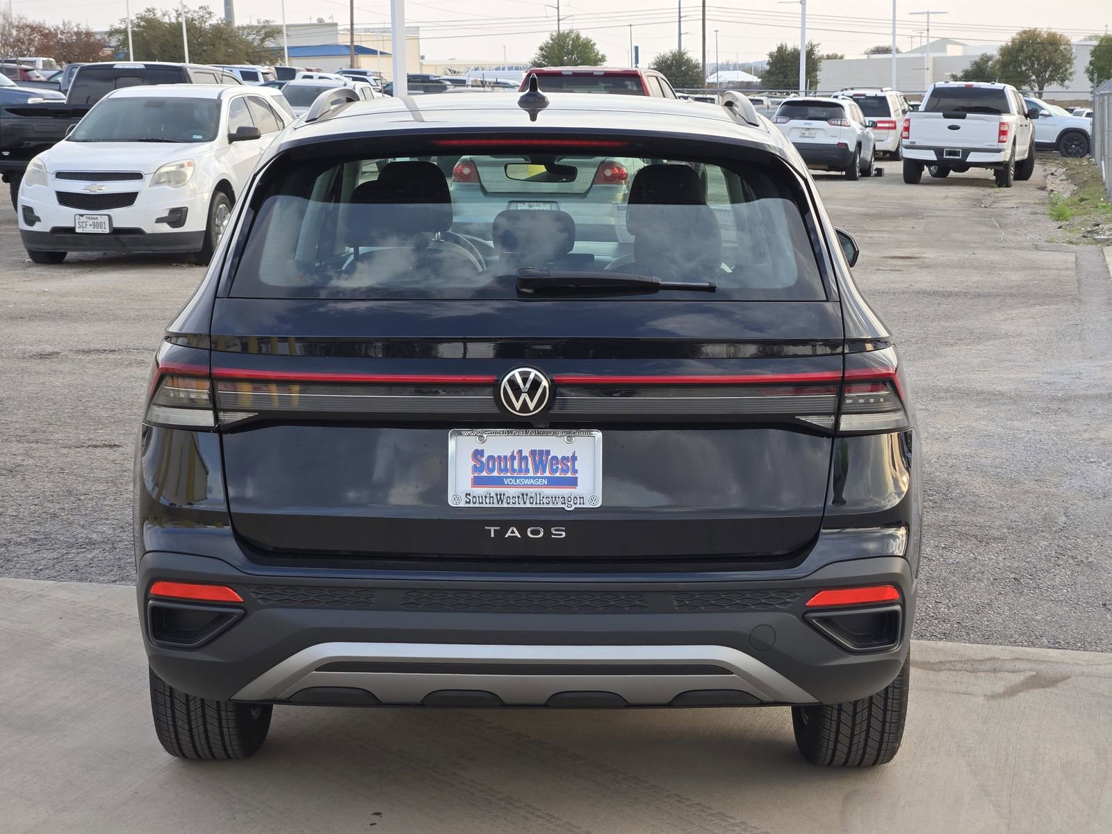 New 2026 Volkswagen Taos S image 5