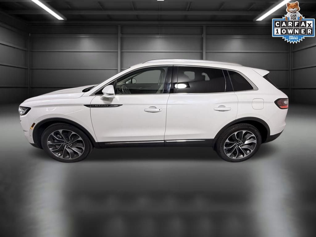 Certified 2023 Lincoln Nautilus Reserve w/ Equipment Group 201A image 3