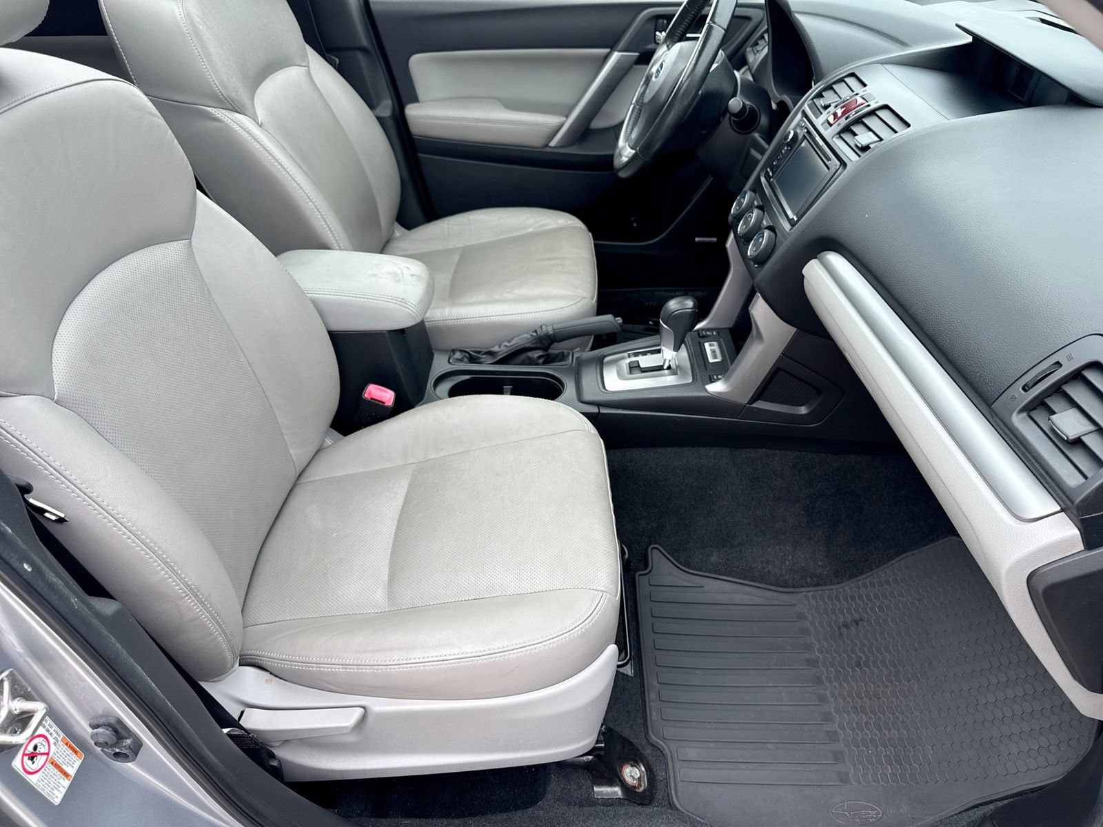 Used 2014 Subaru Forester 2.5i Touring AWD/4WD image 23