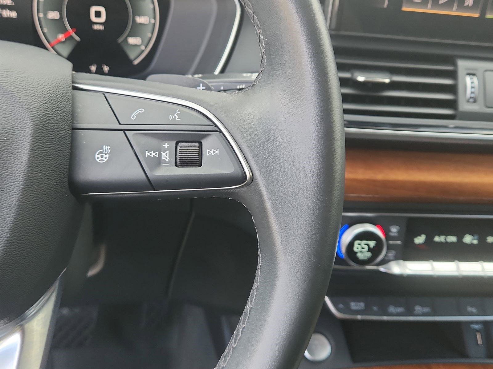 Used 2023 Audi Q5 2.0T Premium Plus w/ Premium Plus Package image 22