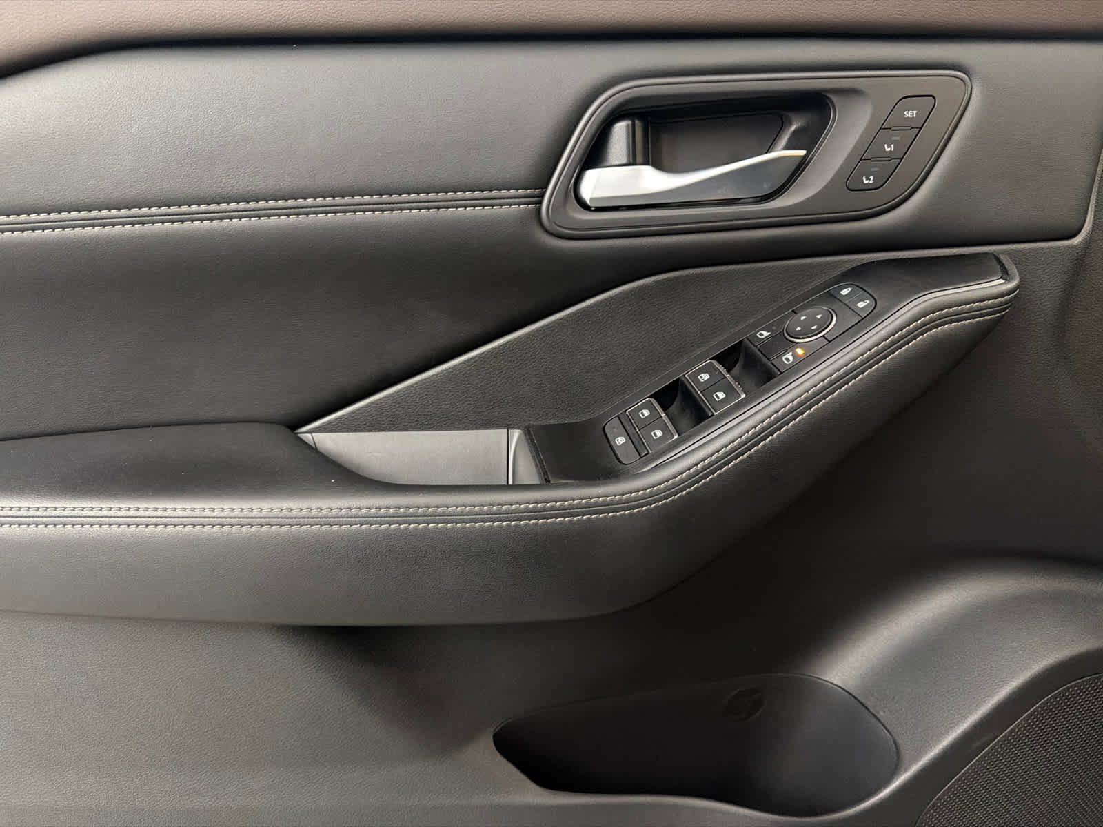 Certified 2023 Nissan Rogue SL w/ SL Premium Package FWD image 22