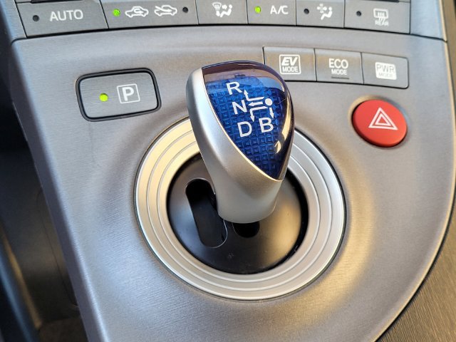 Used 2014 Toyota Prius Three w/ Solar Roof Package FWD image 23