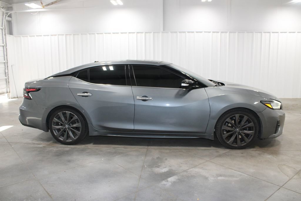Used 2020 Nissan Maxima Platinum w/ Sport Mat Group FWD image 11