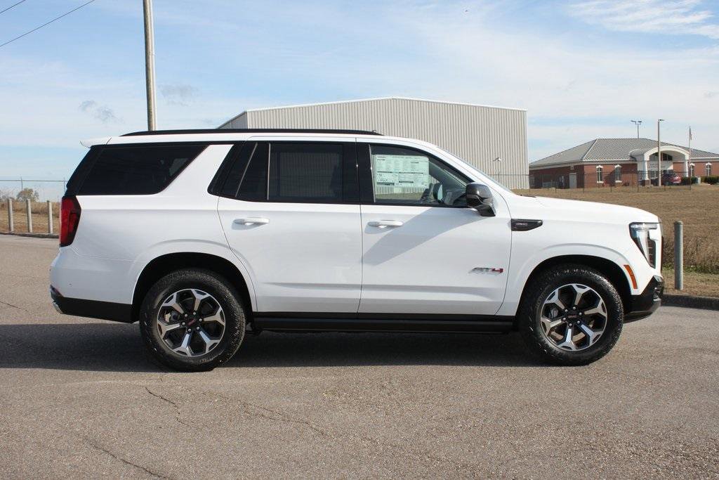 New 2026 GMC Yukon AT4 Ultimate w/ LPO, Floor Liner Package image 19