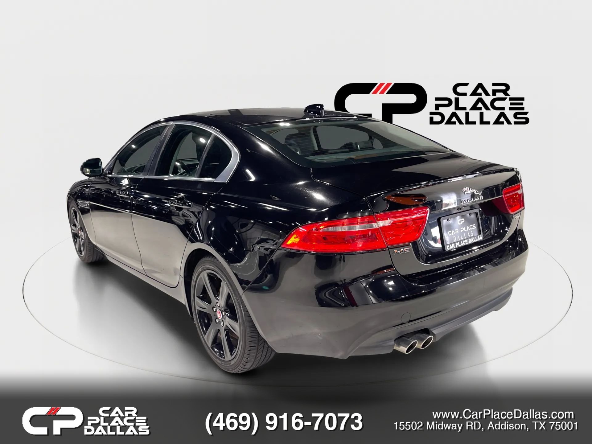 Used 2019 Jaguar XE Prestige RWD image 10